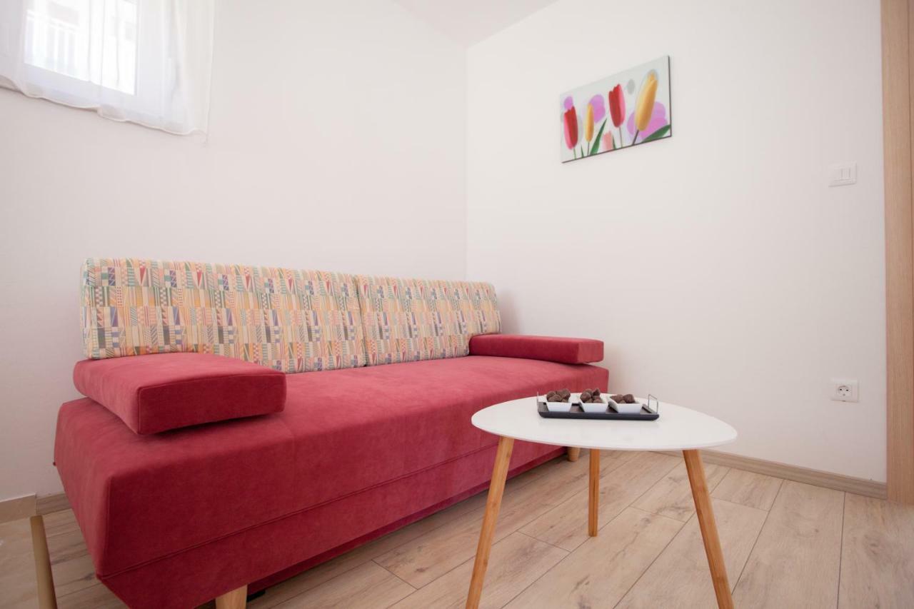 Apartments Mia 4&5 Baška Voda Екстериор снимка
