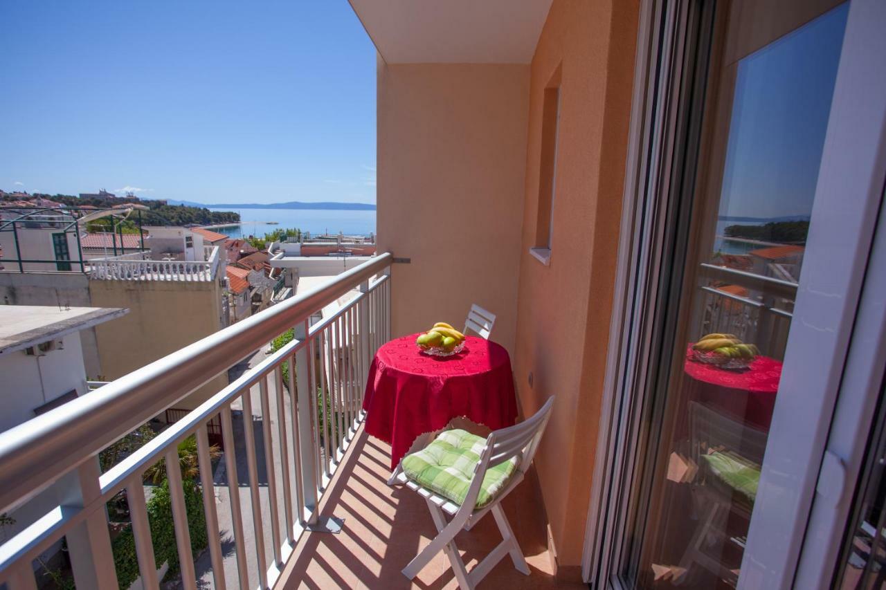 Apartments Mia 4&5 Baška Voda Екстериор снимка